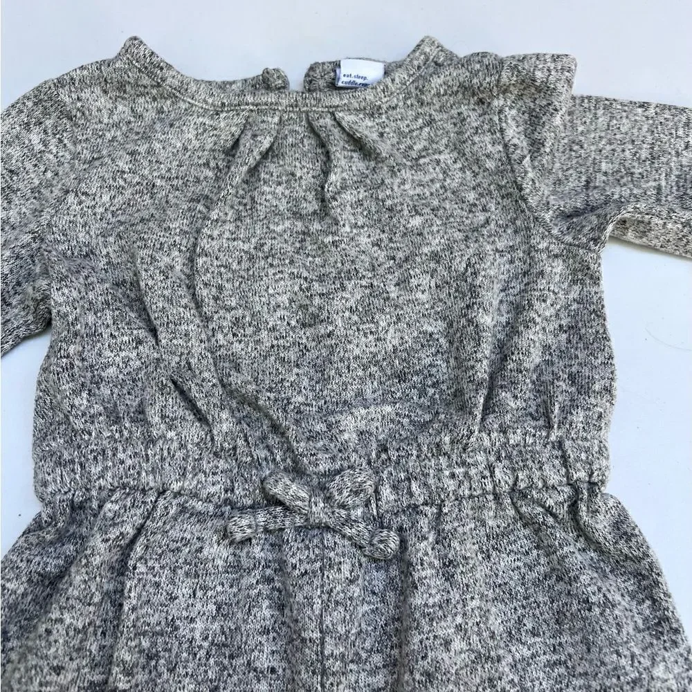 Old Navy Toddler Girl Gray Jumpsuit Months Bottom Snap Buttons 6-12 months